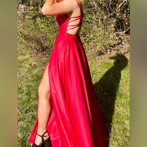 Prom Dress - Picture 3 of 3